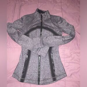 Lululemon Athletica Gray/Black Size 2 Herringbone